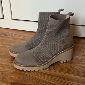 NWOT Nicole Miller Knit and Suede Ankle Boots , Platform , Sock Boot